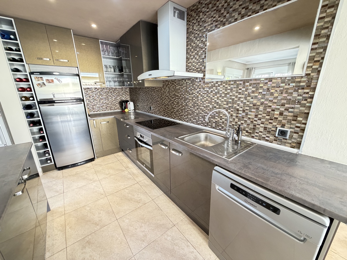 Villa in Cabo Roig, Alicante, Spanien 4 Schlafzimmer, 150 m2 Nr. 199759