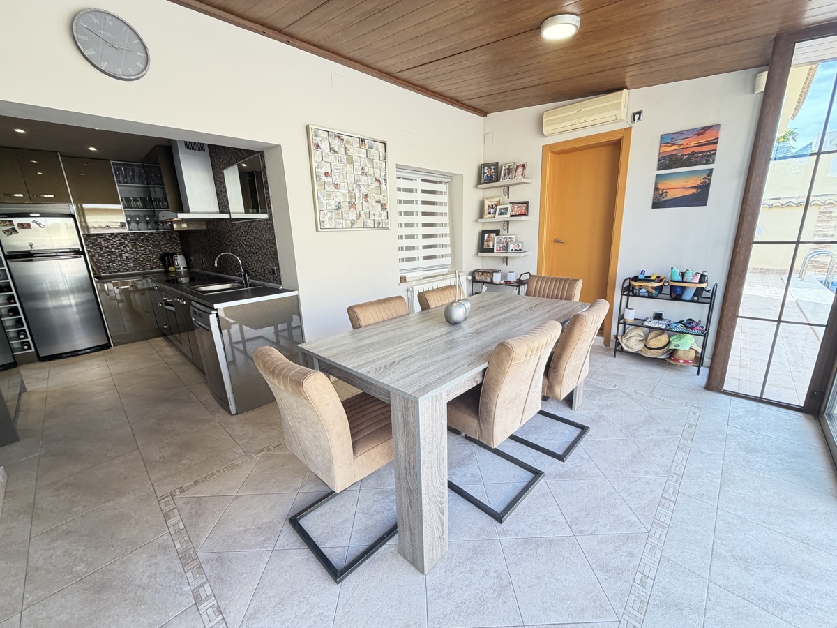 Villa in Cabo Roig, Alicante, Spanien 4 Schlafzimmer, 150 m2 Nr. 199759