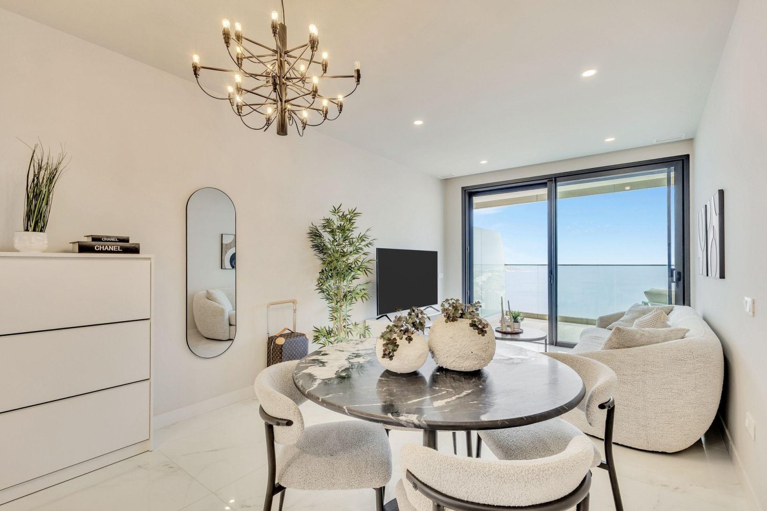 Dzīvoklis Benidorm, Alicante, Spānijā 81 m2 Nr. 197031