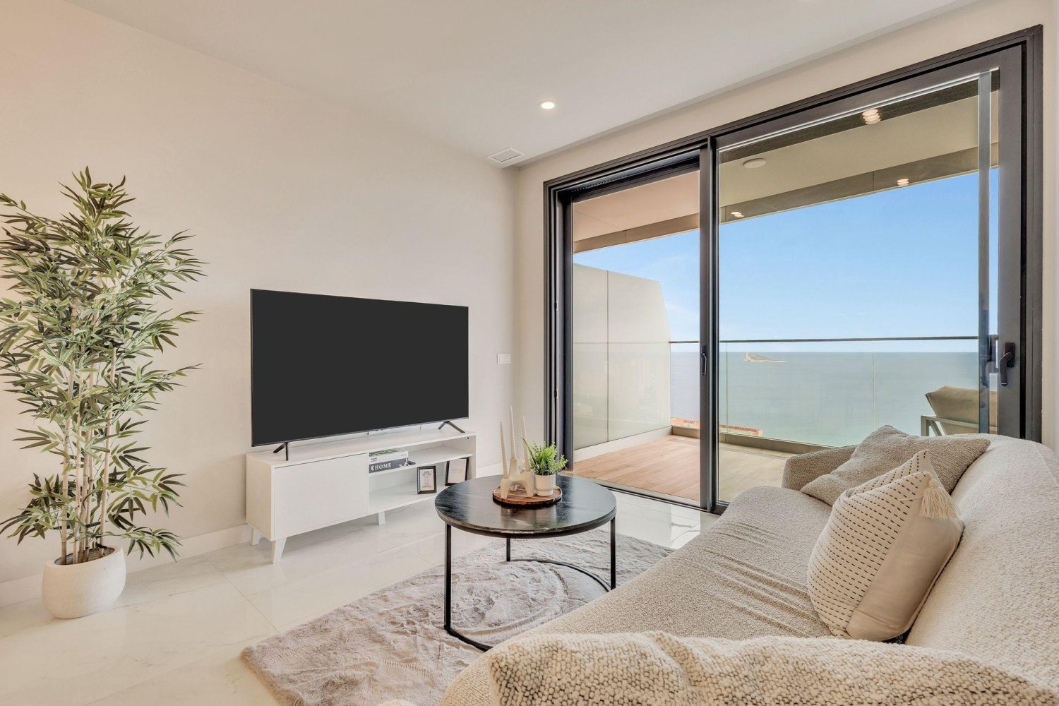Dzīvoklis Benidorm, Alicante, Spānijā 81 m2 Nr. 197031