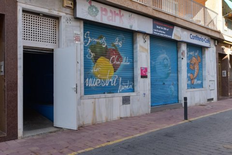 Commercial property à Lo Pagan, Murcia, Espagne 300 m2 No. 198443