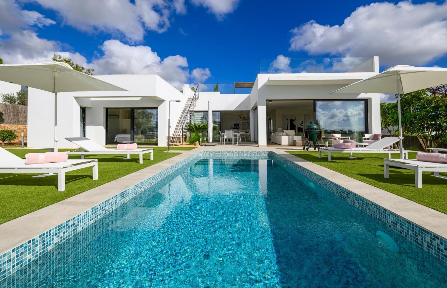 Villa a Orihuela, Alicante, Spagna 3 camere da letto, 191 mq. N° 197216