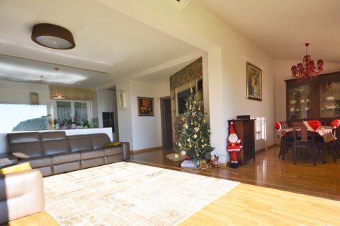 House in Lloret de Mar, Girona, Spanien 3 Schlafzimmer, 216 m2 Nr. 73714