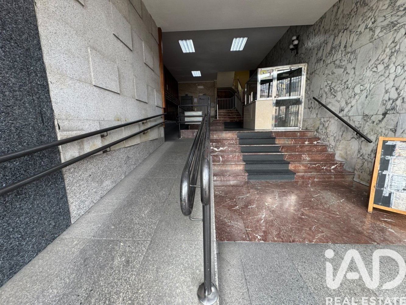 Commercial property in Talavera De La Reina, Toledo, Spain 112 sq.m. No. 199587