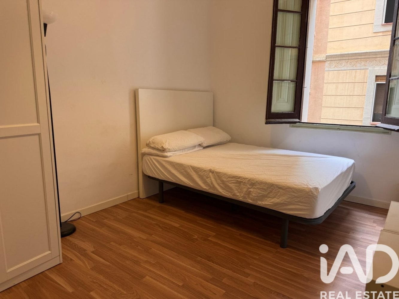 Dzīvoklis Barcelona, Spānijā 3 istabas, 54 m2 Nr. 197700