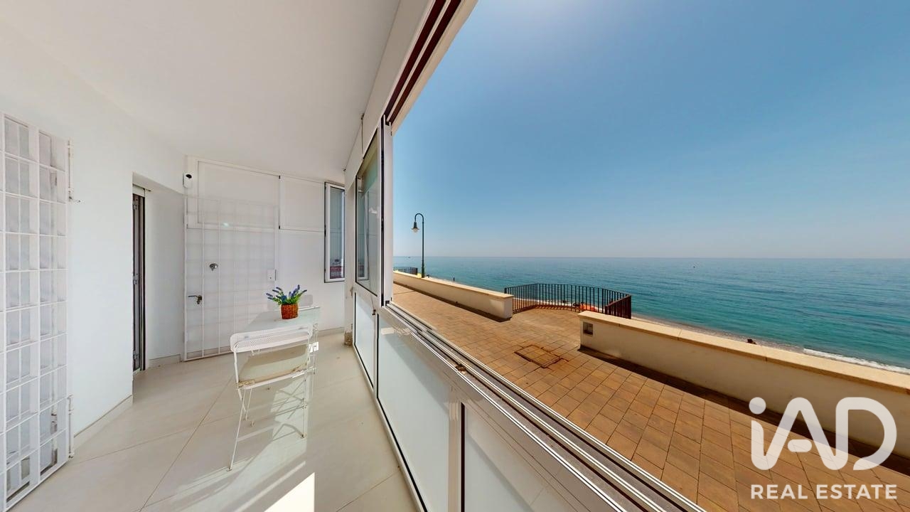 Apartment à Sant Pol de Mar, Barcelona, Espagne 3 chambres, 172 m2 No. 198704