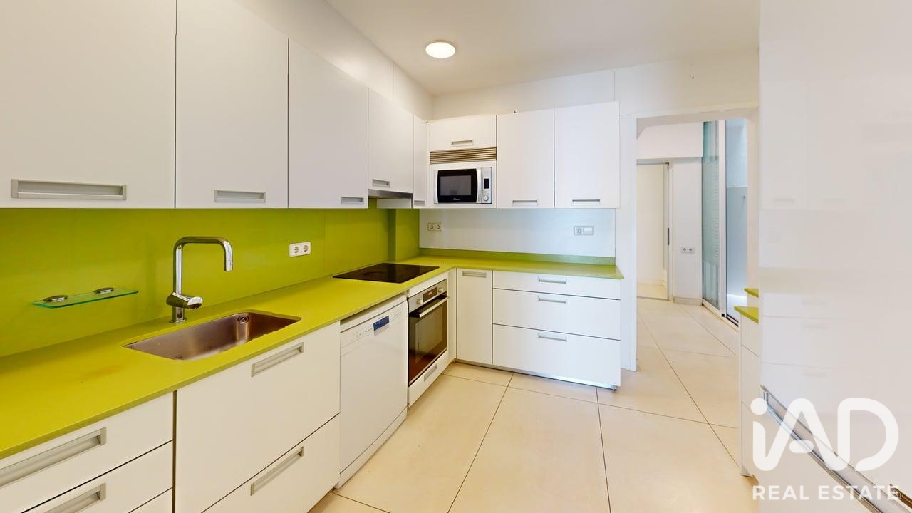 Apartment à Sant Pol de Mar, Barcelona, Espagne 3 chambres, 172 m2 No. 198704