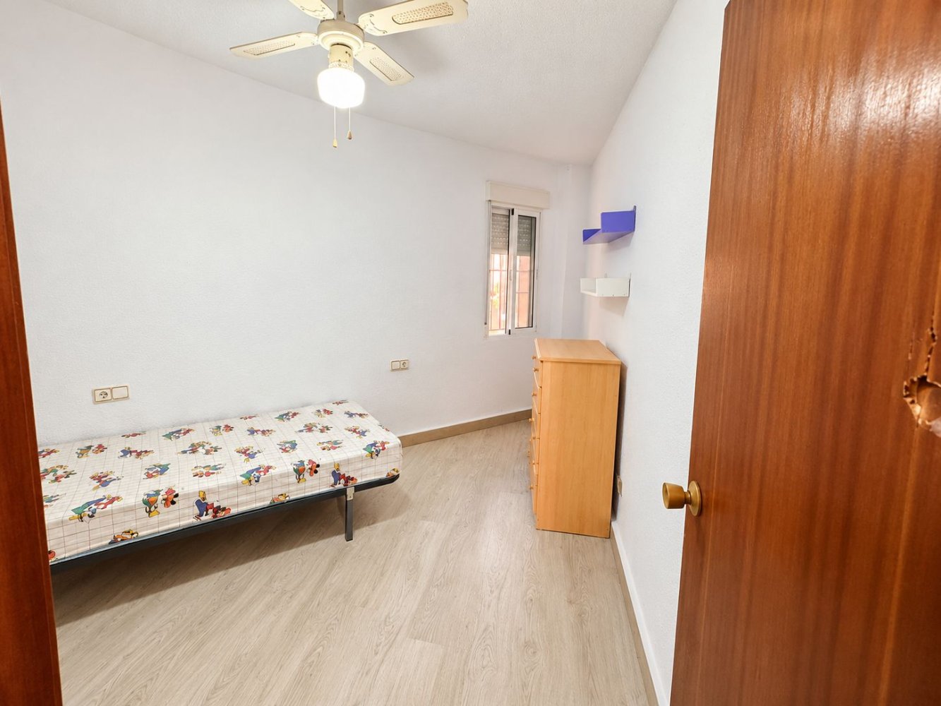 Apartamento en Torrevieja, Alicante, España 78 m2 No. 198747