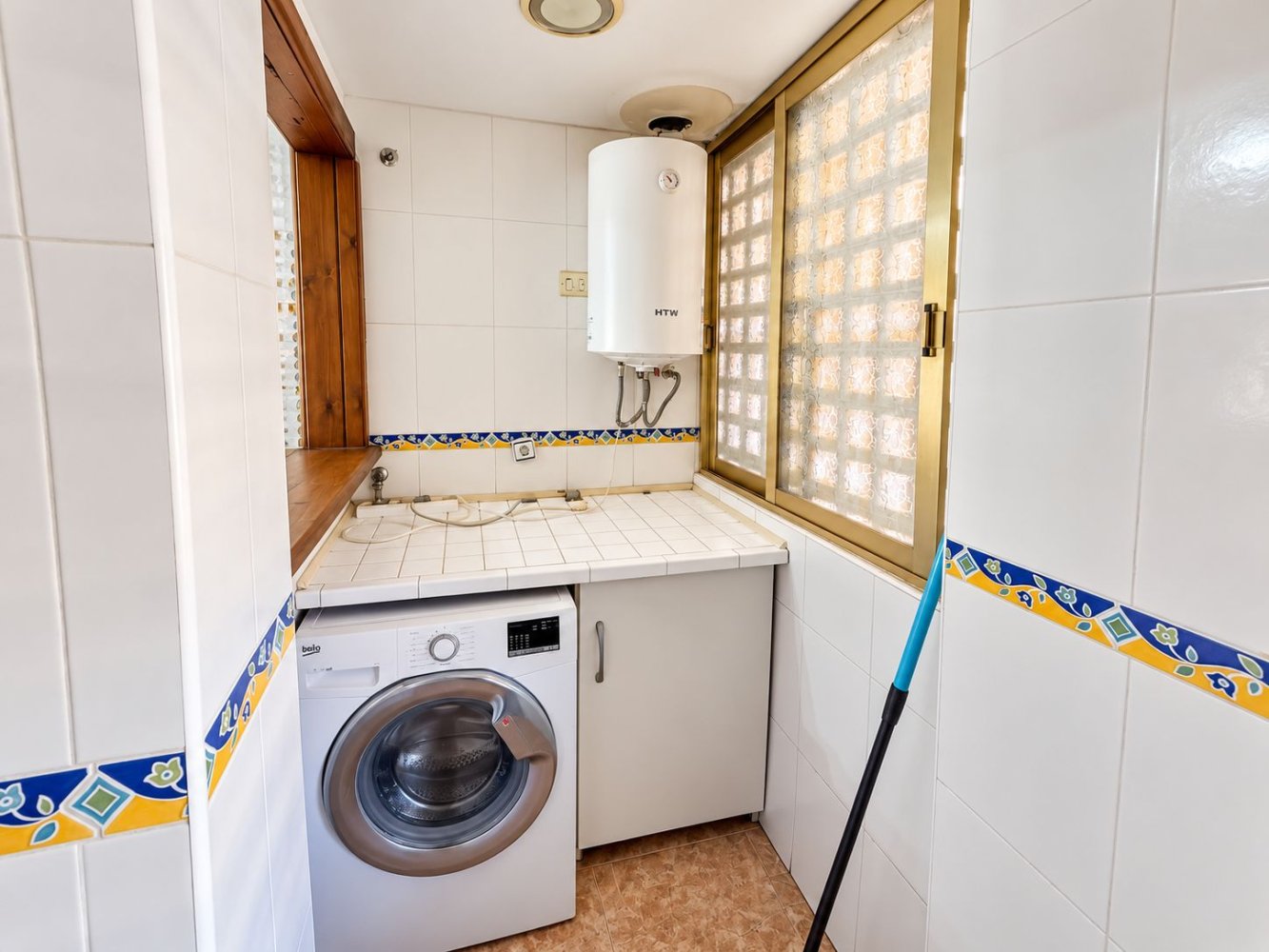 Apartamento en Torrevieja, Alicante, España 78 m2 No. 198747