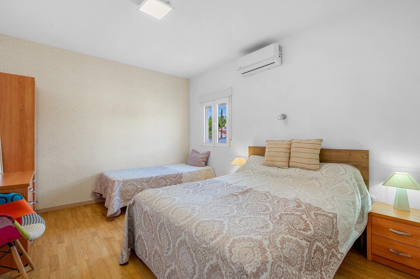 Villa en Ciudad Quesada, Alicante, España 6 dormitorios, 285 m2 No. 197211