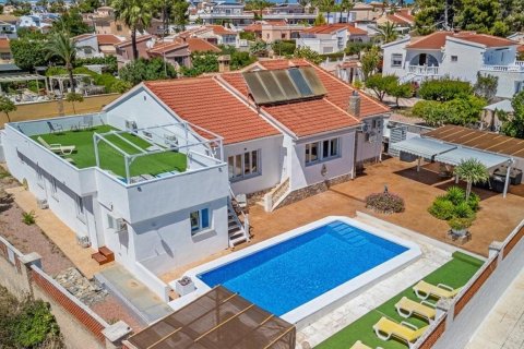 Villa en Ciudad Quesada, Alicante, España 6 dormitorios, 285 m2 No. 197211