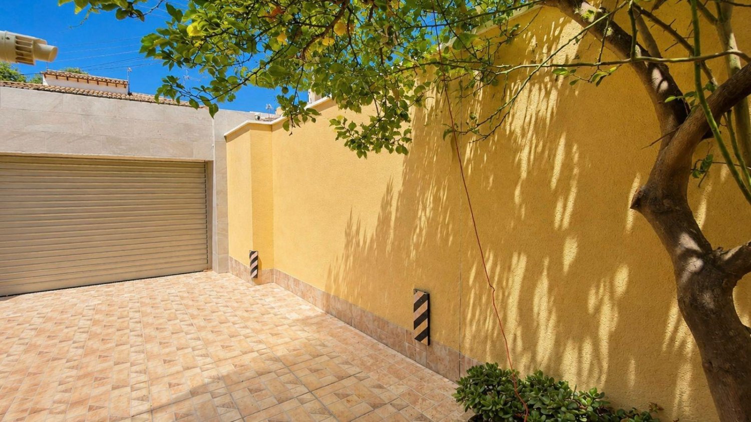 Hus i Los Balcones, Alicante, Spanien 5 sovrum, 240 kvm. Nr. 197035