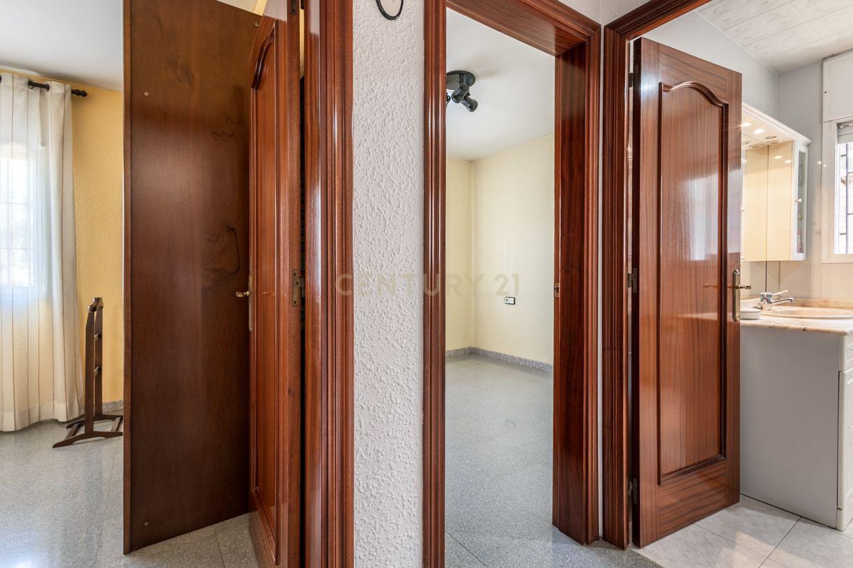 Casa a Viladecans, Barcelona, Spagna 5 camere da letto, 258 mq. N° 197526