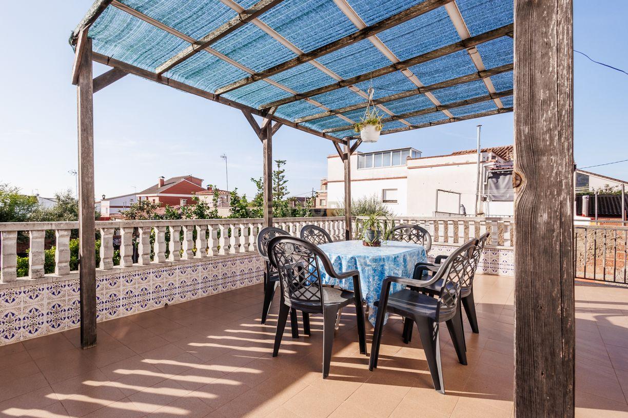 Casa a Viladecans, Barcelona, Spagna 5 camere da letto, 258 mq. N° 197526