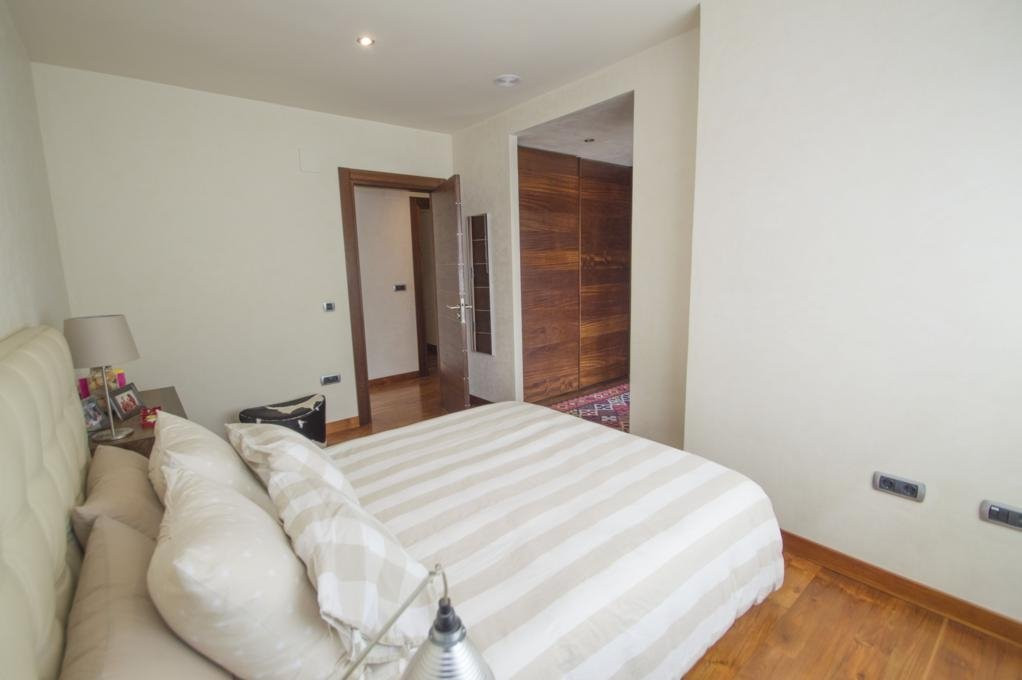 Apartment in Torrevieja, Alicante, Spain 3 bedrooms, 150 sq.m. No. 199337