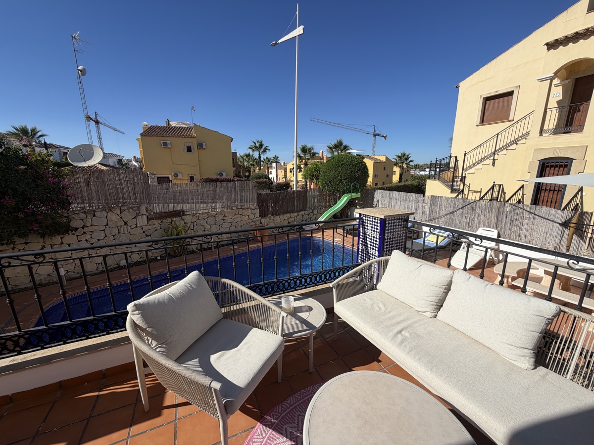Villa a Lomas De La Juliana, Alicante, Spagna 4 camere da letto, 132 mq. N° 197426