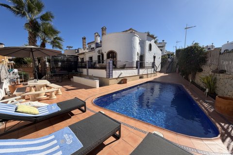 Villa a Lomas De La Juliana, Alicante, Spagna 4 camere da letto, 132 mq. N° 197426