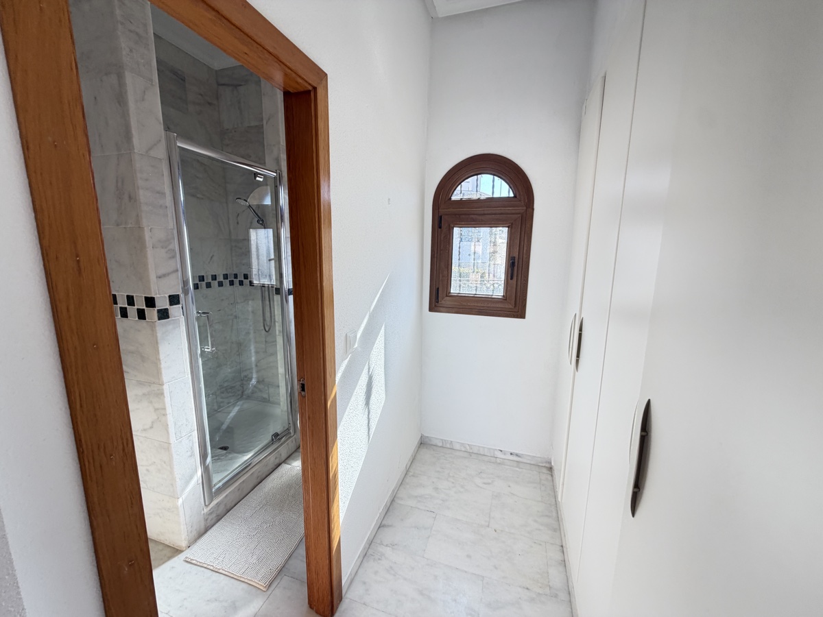 Villa a Lomas De La Juliana, Alicante, Spagna 4 camere da letto, 132 mq. N° 197426