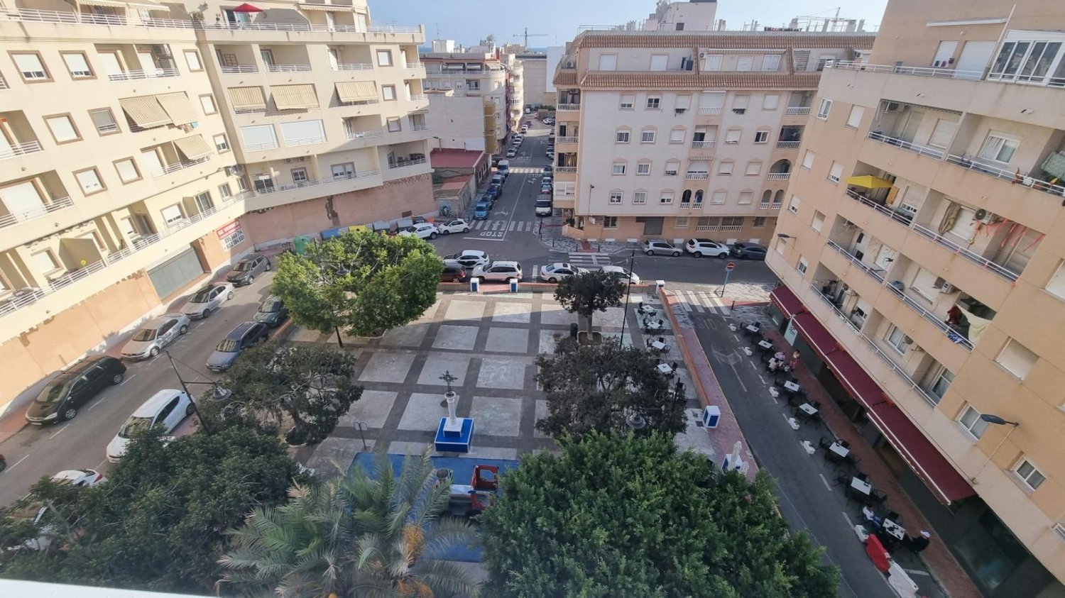 Apartamento en Torrevieja, Alicante, España 2 dormitorios, 65 m2 No. 198990