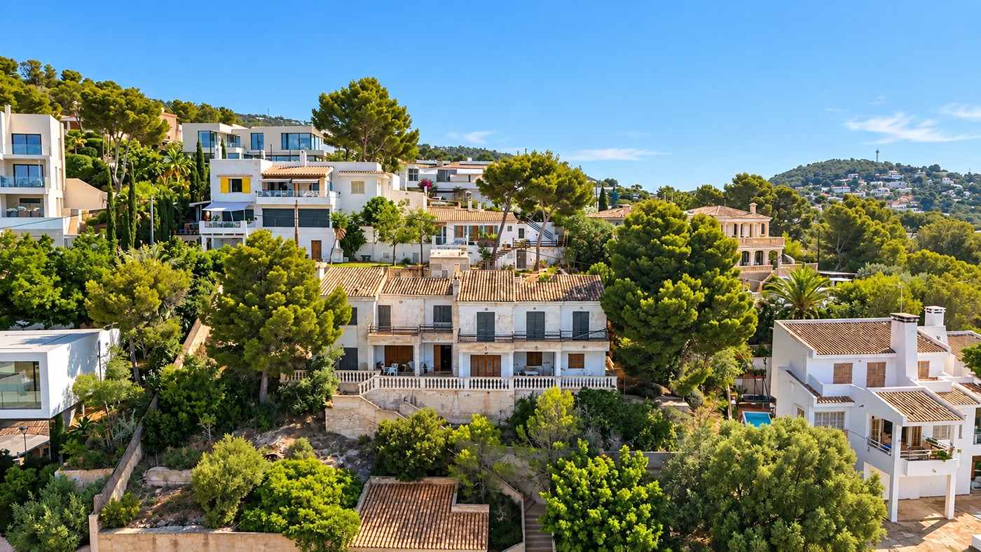 Villa in Mallorca, Spain 5 bedrooms,  No. 197991