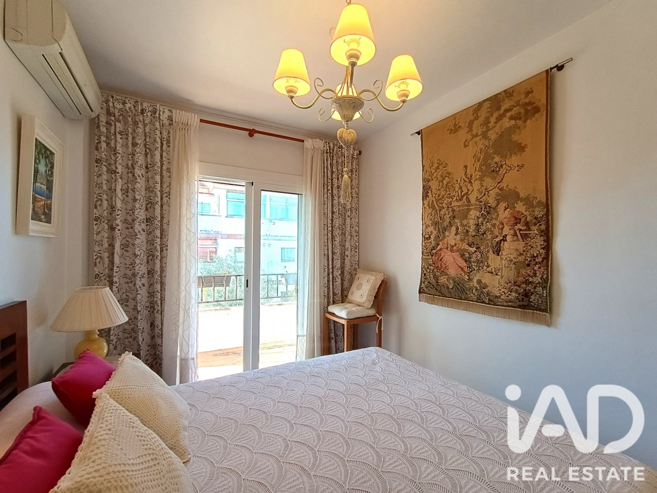 Townhouse in Calafell, Tarragona, Spain 4 bedrooms, 147 sq.m. No. 199591