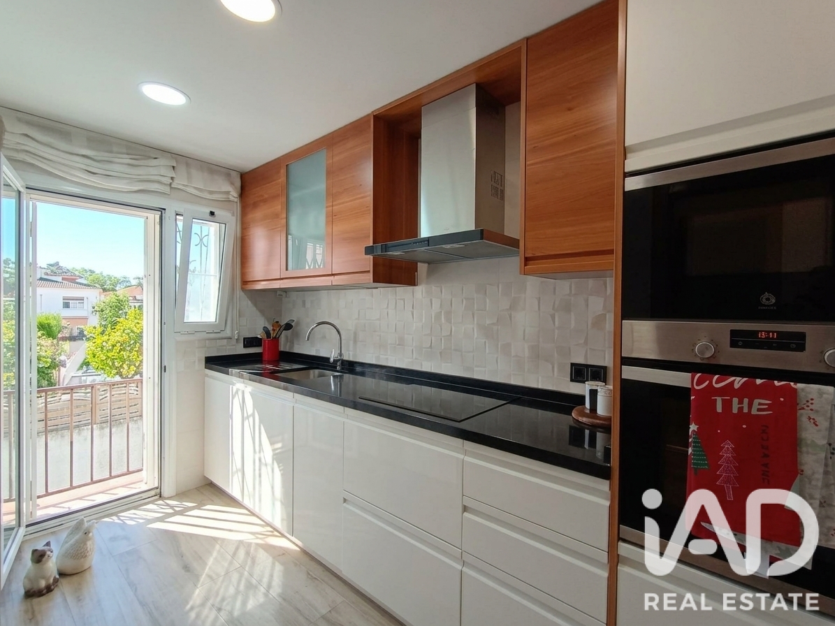 Townhouse in Calafell, Tarragona, Spain 4 bedrooms, 147 sq.m. No. 199591