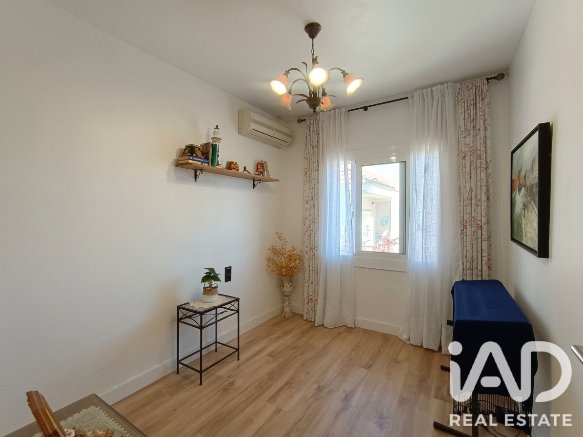 Townhouse in Calafell, Tarragona, Spain 4 bedrooms, 147 sq.m. No. 199591