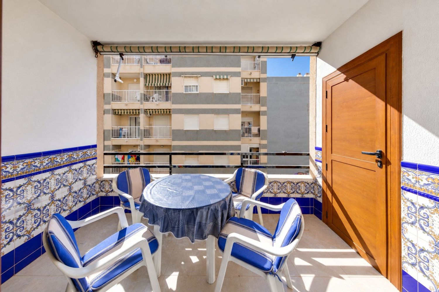 Apartament w Torrevieja, Alicante, Hiszpania 65 mkw. nr 197336