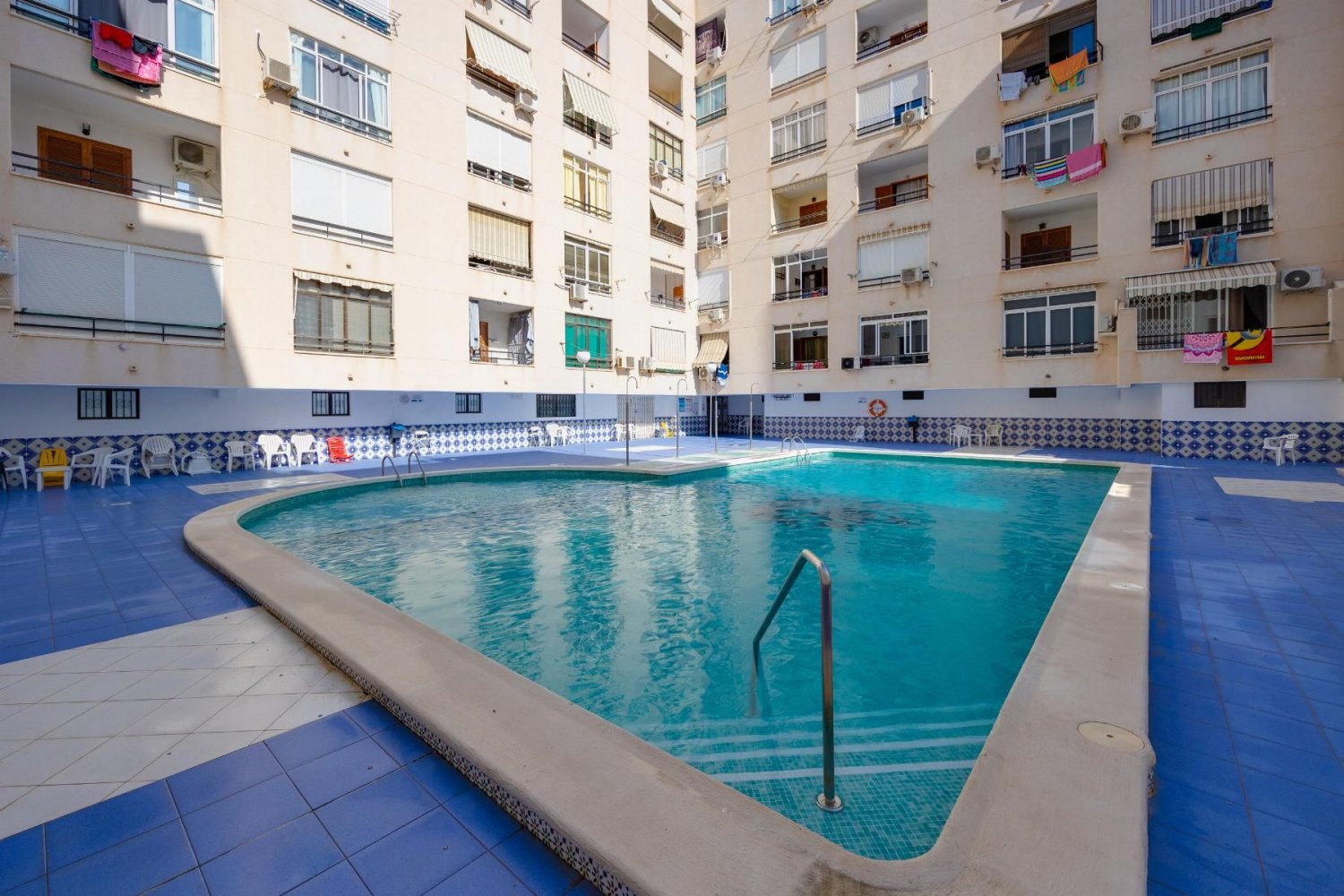 Apartament w Torrevieja, Alicante, Hiszpania 65 mkw. nr 197336