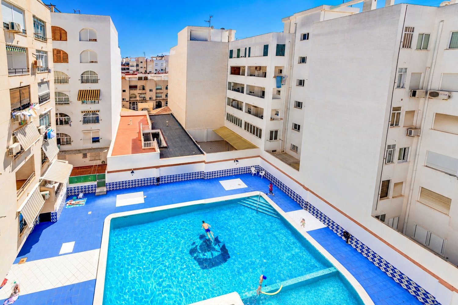 Apartament w Torrevieja, Alicante, Hiszpania 65 mkw. nr 197336