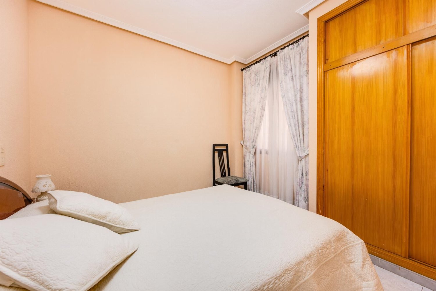Apartament w Torrevieja, Alicante, Hiszpania 65 mkw. nr 197336