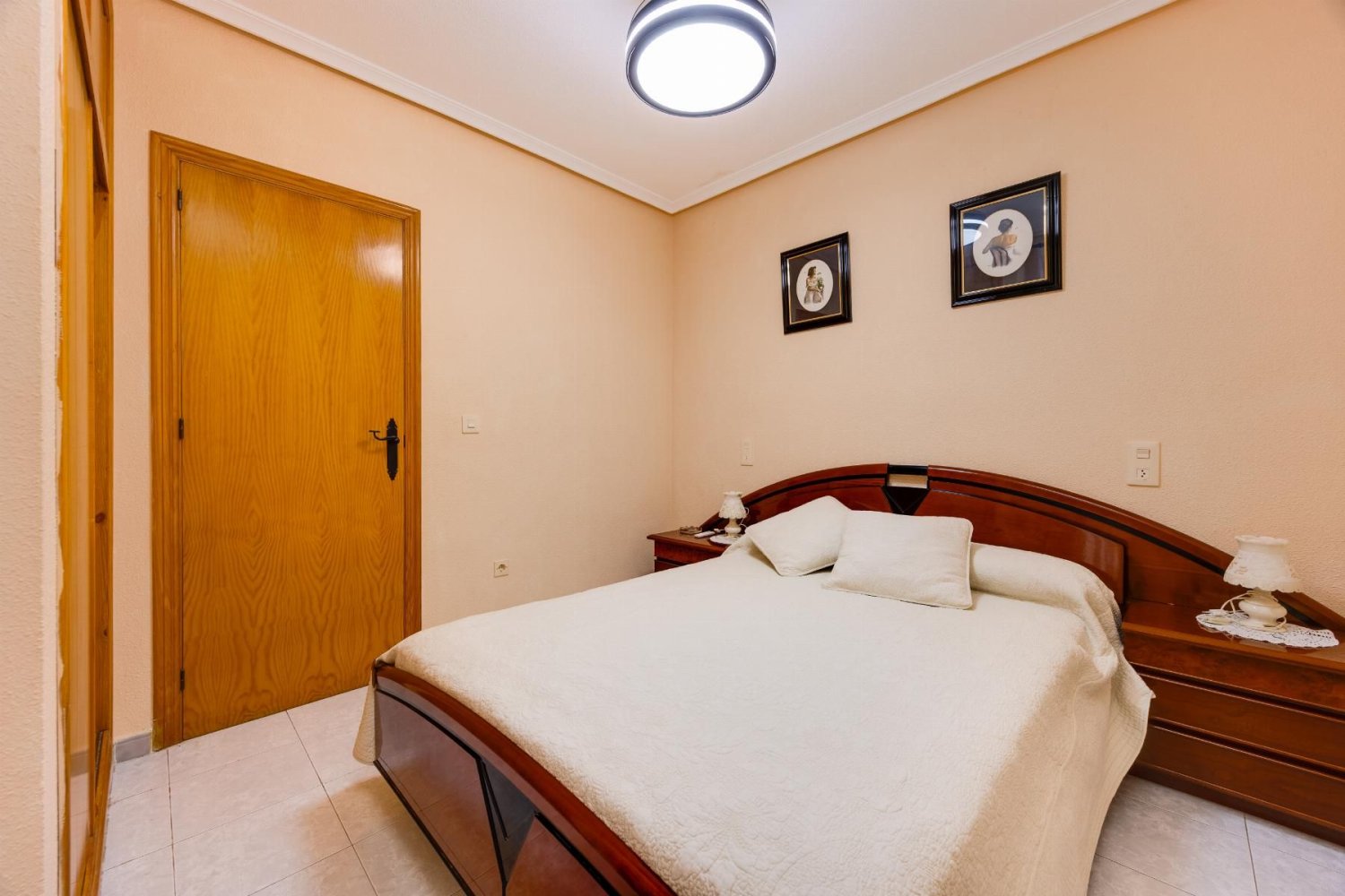 Apartament w Torrevieja, Alicante, Hiszpania 65 mkw. nr 197336