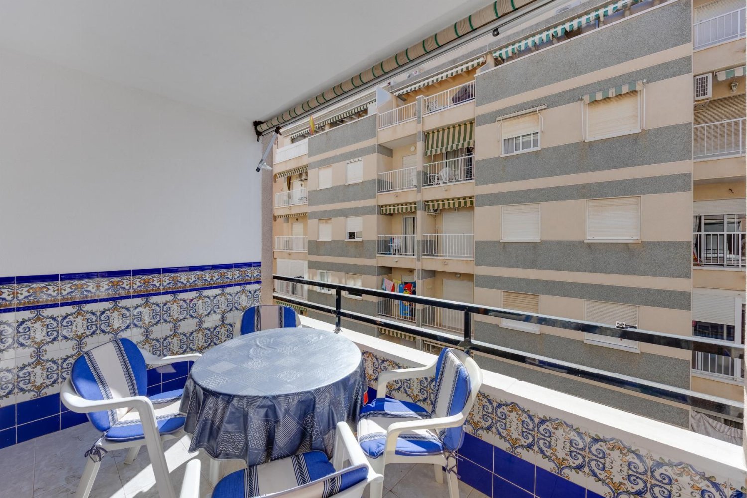 Apartament w Torrevieja, Alicante, Hiszpania 65 mkw. nr 197336