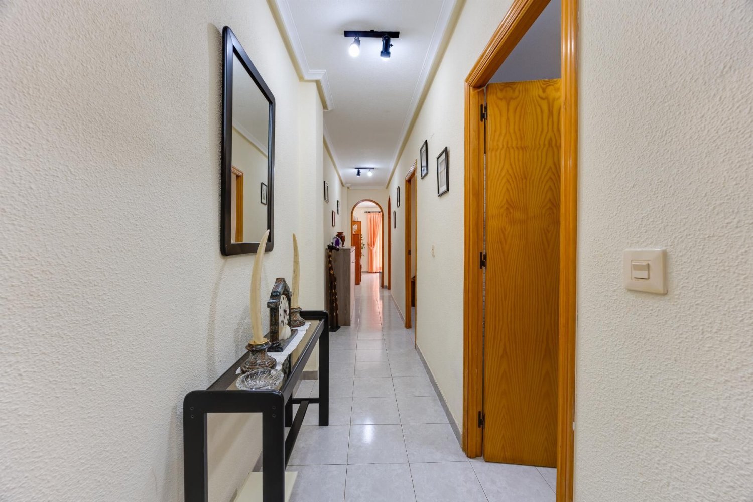 Apartament w Torrevieja, Alicante, Hiszpania 65 mkw. nr 197336
