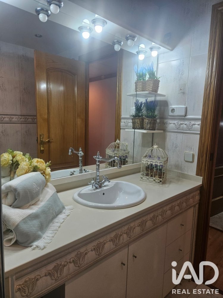 Wohnung in Cerdanyola Del Valles, Barcelona, Spanien 4 Schlafzimmer, 105 m2 Nr. 188377