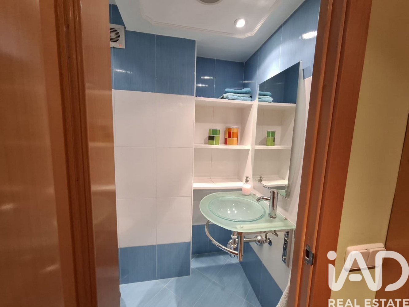 Apartment in Madrid, Spain 2 bedrooms, 104 sq.m. No. 198622