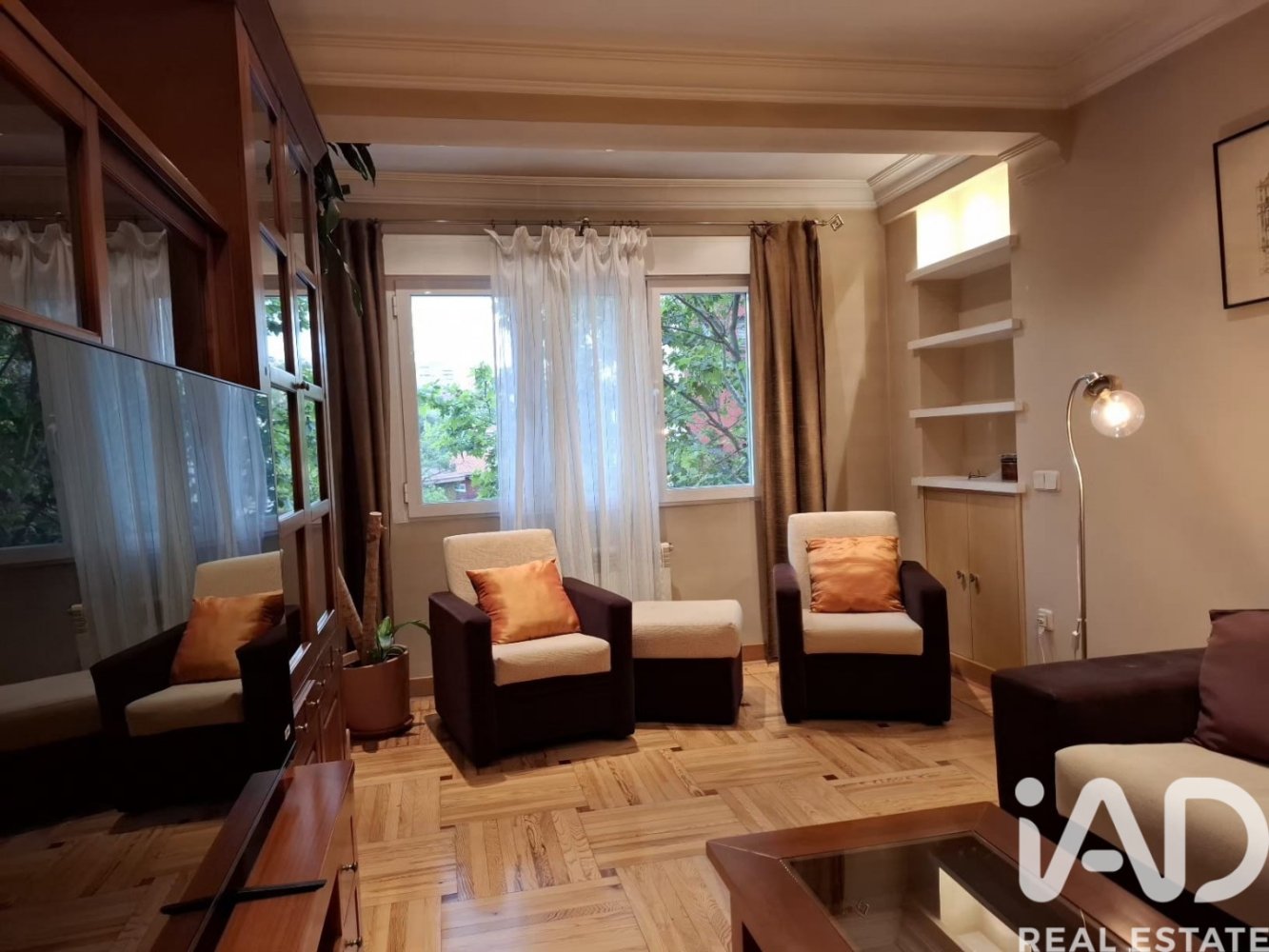 Apartment in Madrid, Spain 2 bedrooms, 104 sq.m. No. 198622
