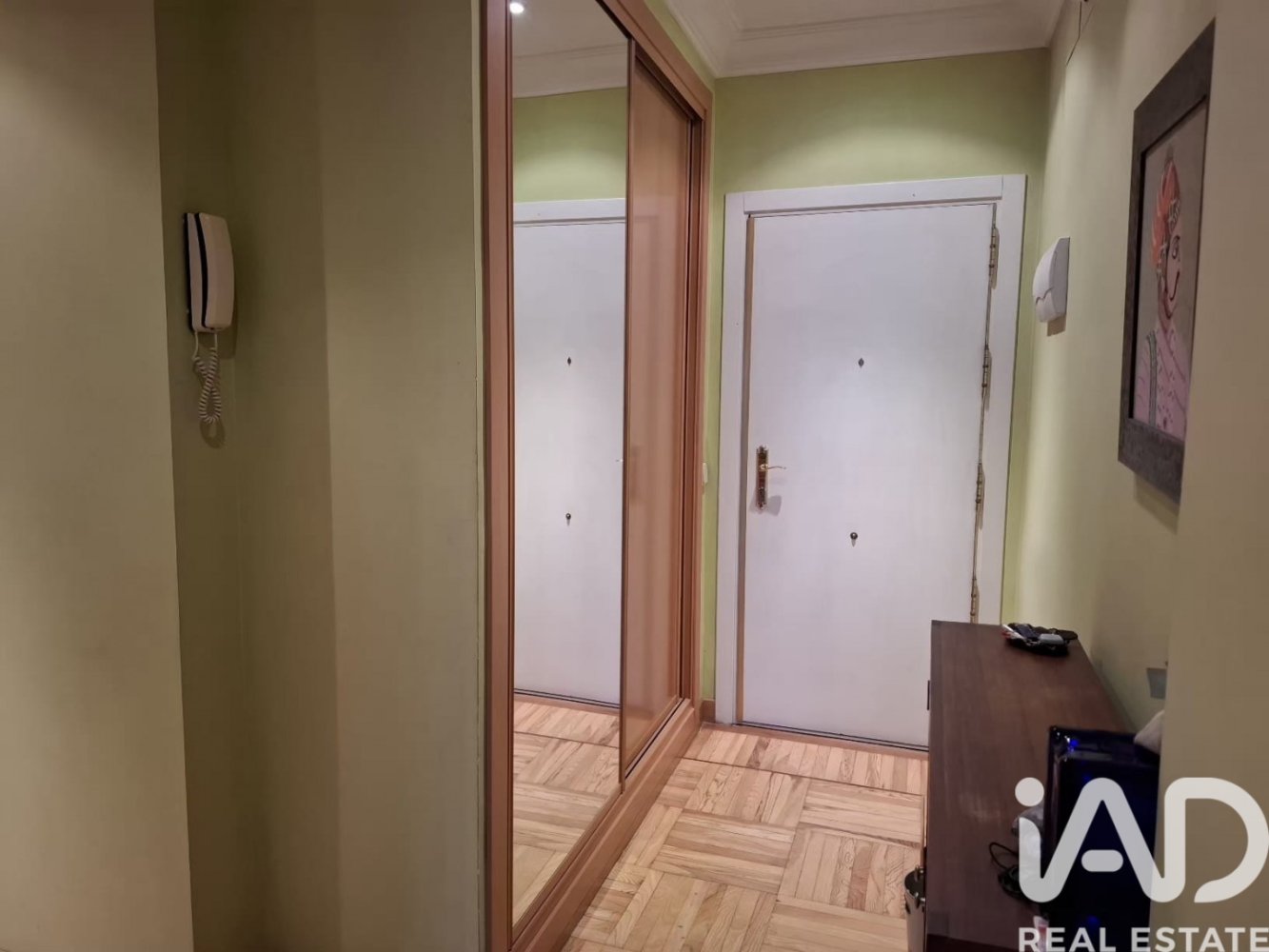 Apartment in Madrid, Spain 2 bedrooms, 104 sq.m. No. 198622