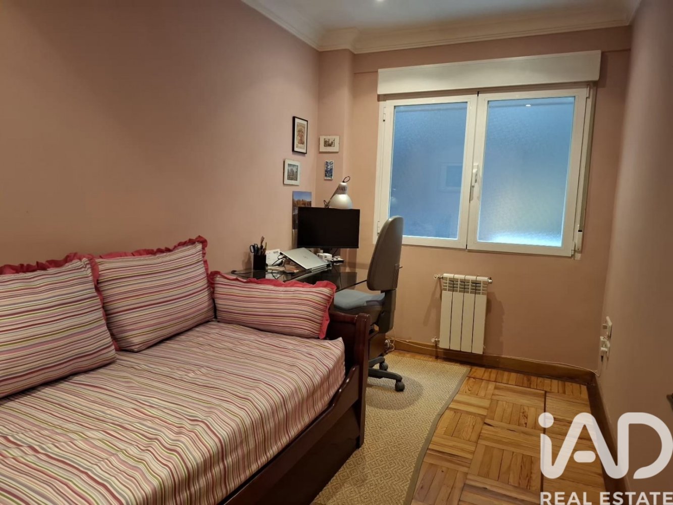 Apartment in Madrid, Spain 2 bedrooms, 104 sq.m. No. 198622