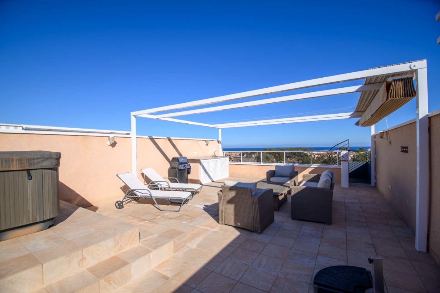 Appartamento a Punta Prima, Alicante, Spagna 2 camere da letto, 66 mq. N° 197659