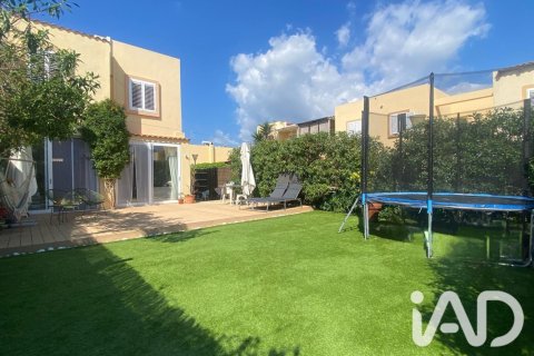 Rindu māja Sant Josep de sa Talaia, Ibiza, Spānijā 4 istabas, 69 m2 Nr. 197804