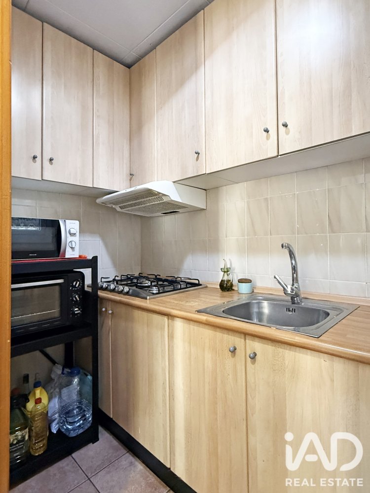 Wohnung in Barcelona, Spanien 3 Schlafzimmer, 59 m2 Nr. 198707