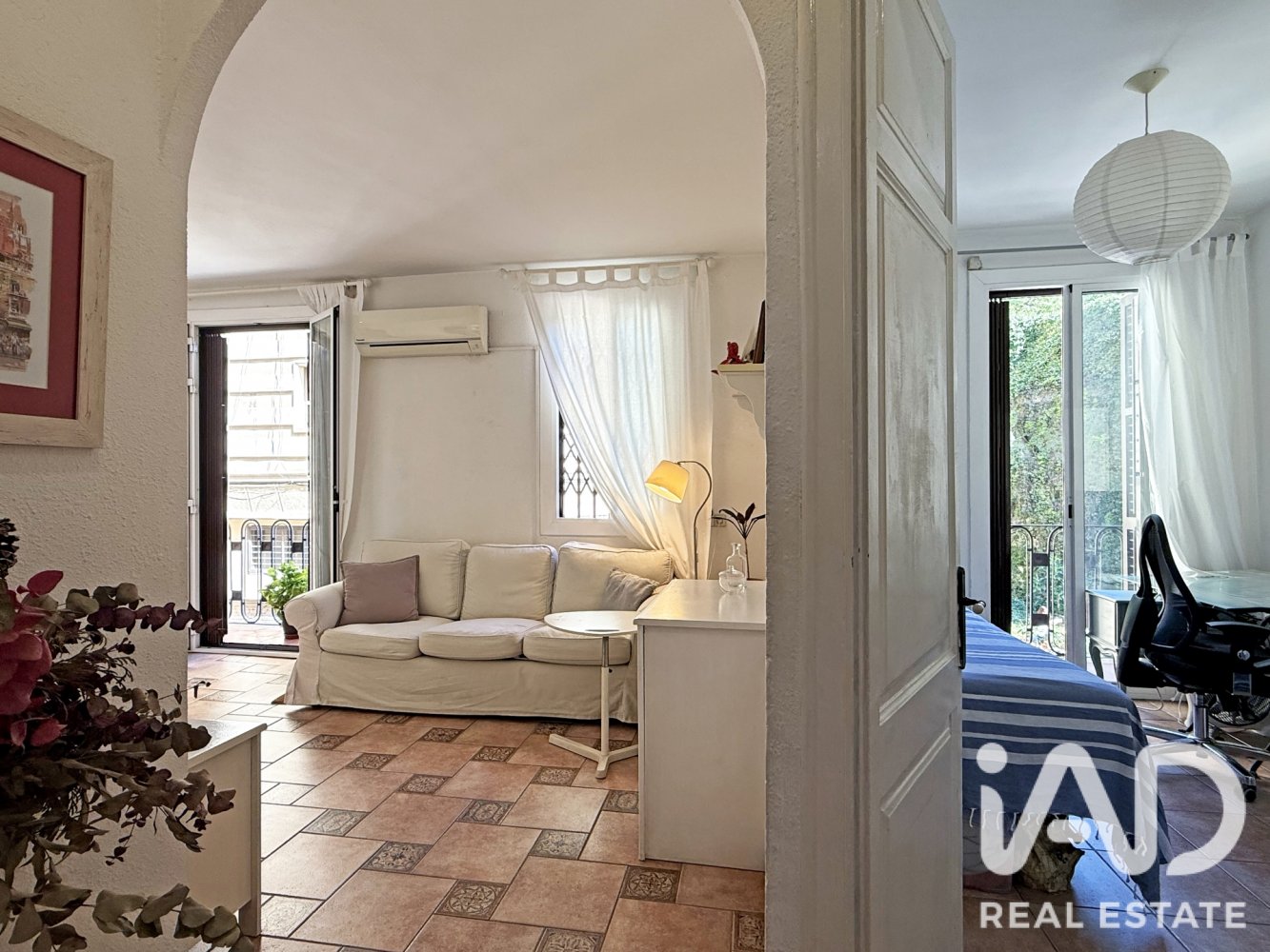 Wohnung in Barcelona, Spanien 3 Schlafzimmer, 59 m2 Nr. 198707