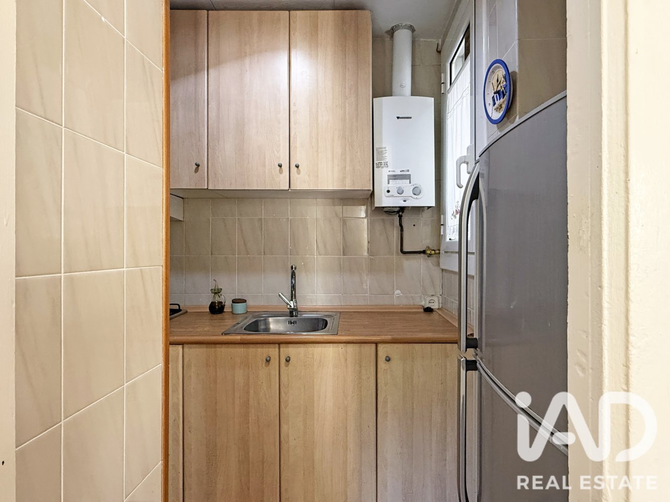 Wohnung in Barcelona, Spanien 3 Schlafzimmer, 59 m2 Nr. 198707