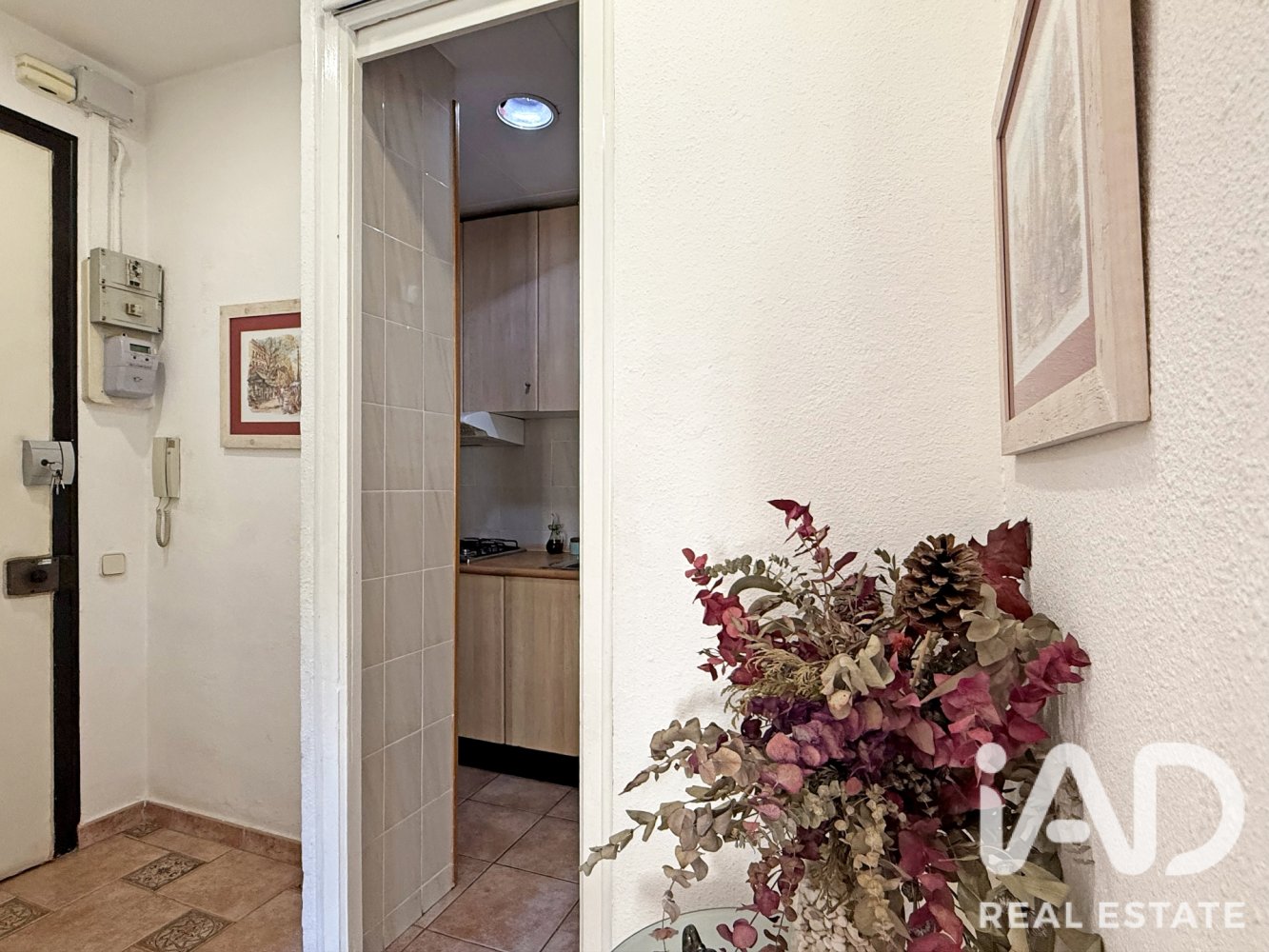 Wohnung in Barcelona, Spanien 3 Schlafzimmer, 59 m2 Nr. 198707
