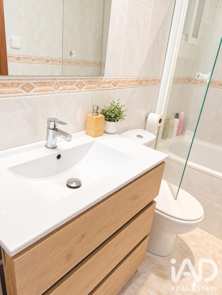 Apartment in Mollet Del Valles, Barcelona, Spain 3 bedrooms, 70 sq.m. No. 199618