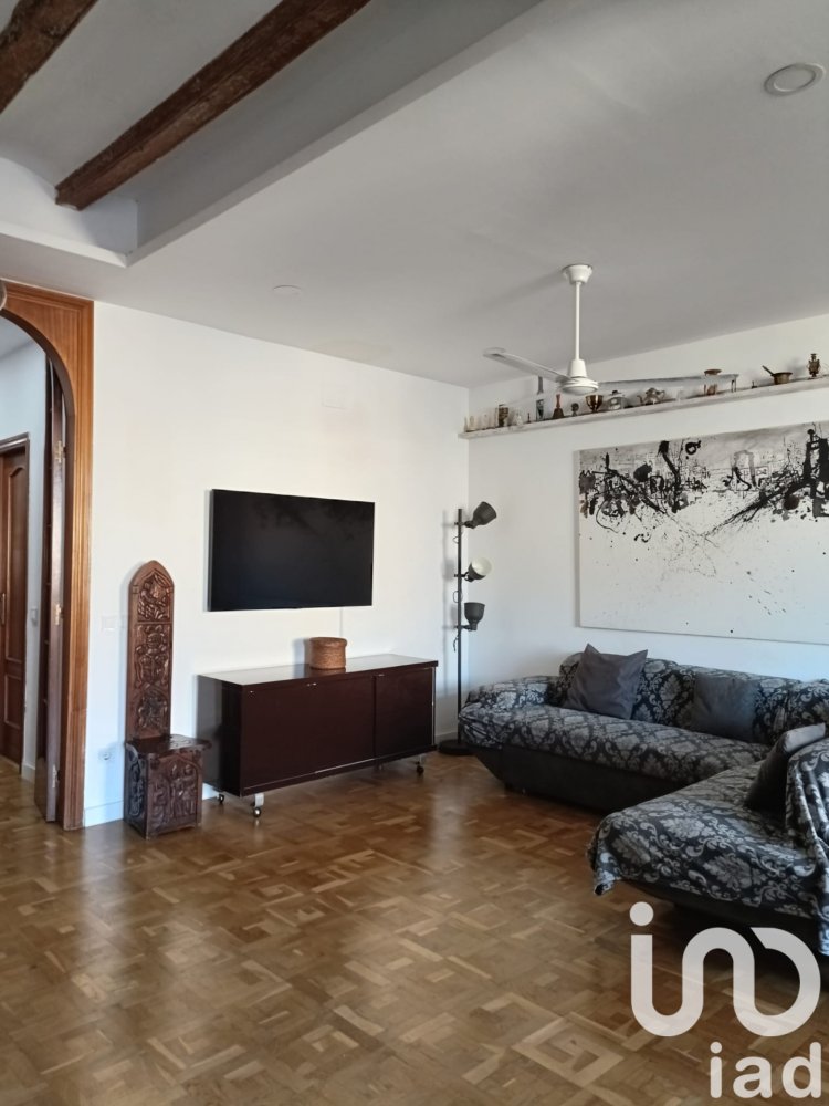 Wohnung in Barcelona, Spanien 4 Schlafzimmer, 121 m2 Nr. 198729