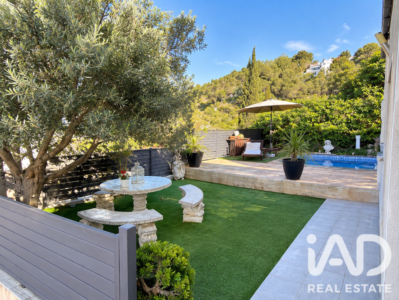 House in Cunit, Tarragona, Spain 4 bedrooms, 231 sq.m. No. 197735