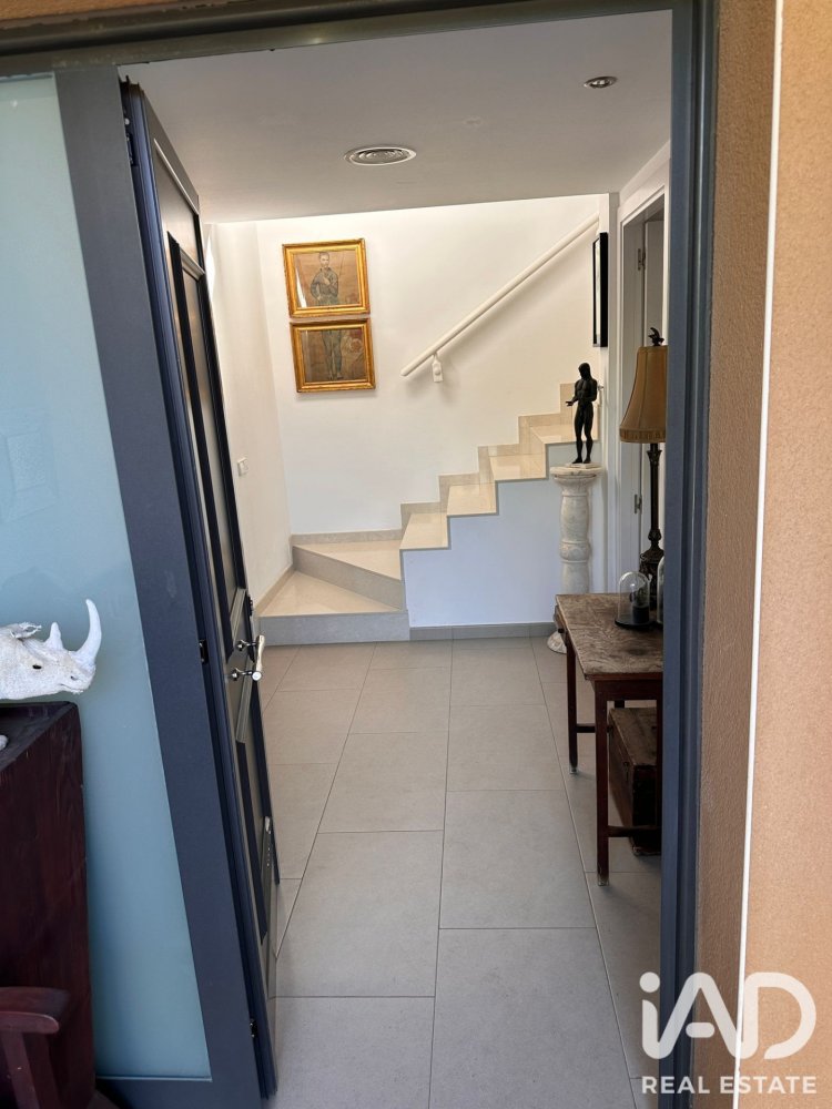 House in Cunit, Tarragona, Spain 4 bedrooms, 231 sq.m. No. 197735