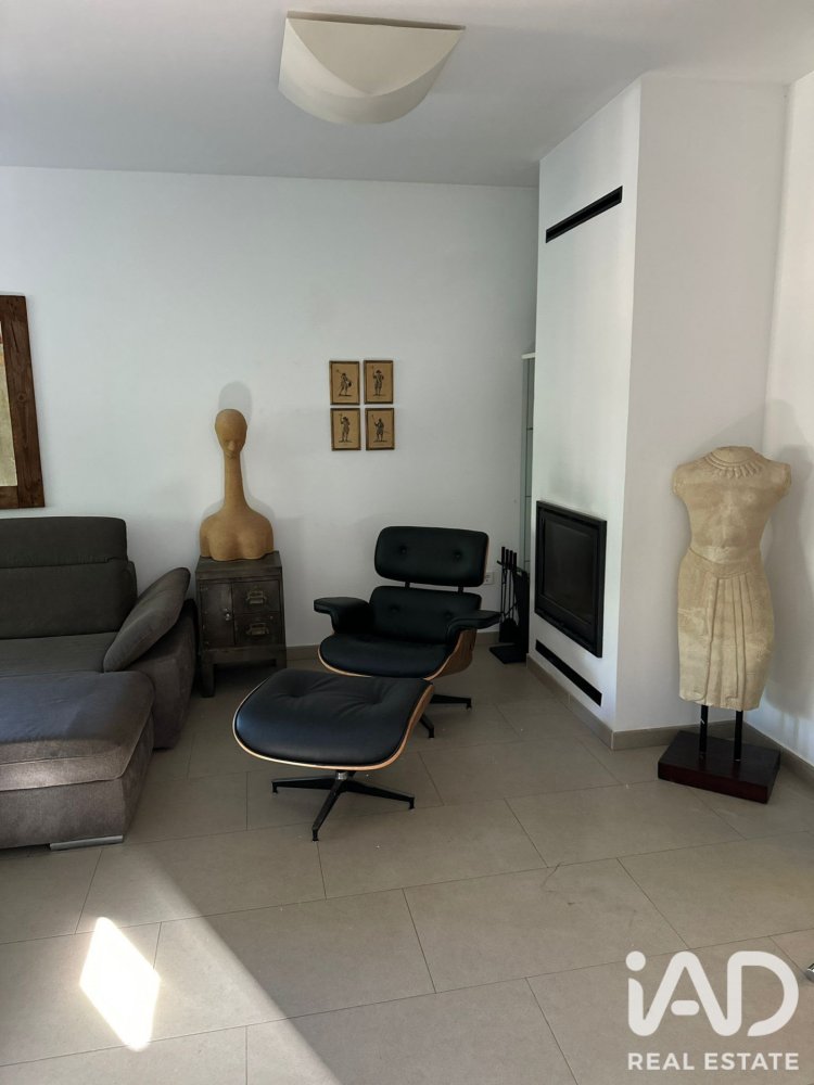 House in Cunit, Tarragona, Spain 4 bedrooms, 231 sq.m. No. 197735